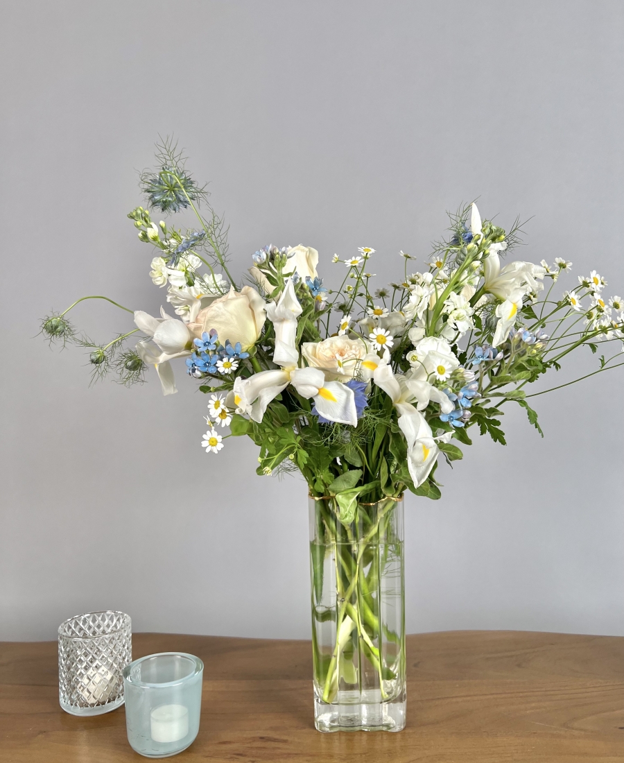 Flower subscription S (every week a new bouquet)